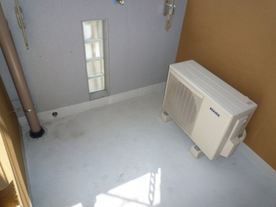 【バルコニー】 | クオーレトラストⅢ