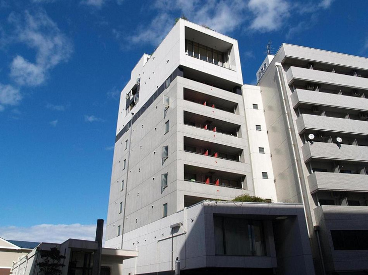 コンクリート打ちっぱなしのデザイナーズ 