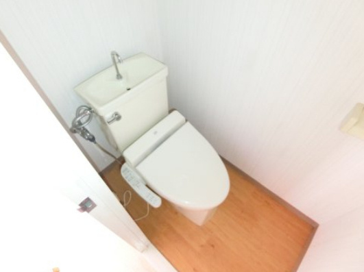 リベルテタナカのトイレ