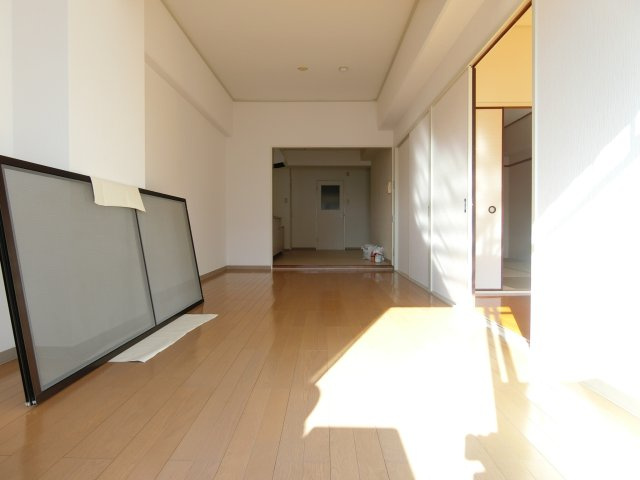 リベルテタナカの居間・リビング