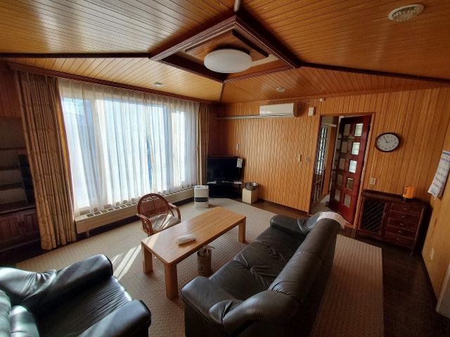 【居間・リビング】 | 北見市光西町１９６番地１１　中古売家 | 1階リビング