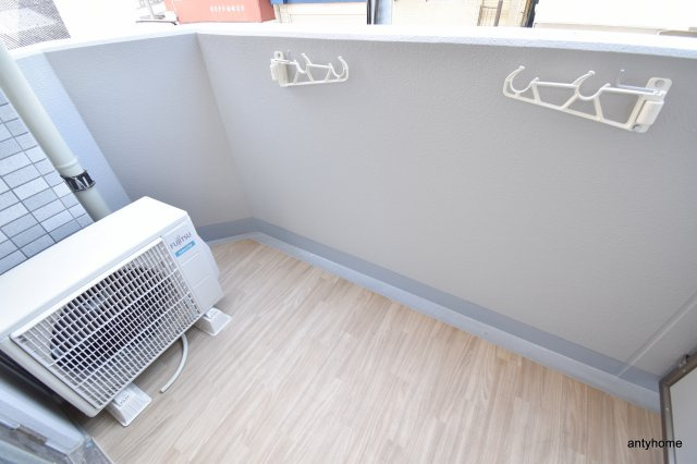 エスリードレジデンス梅田フロント　仲介手数料無料のバルコニー