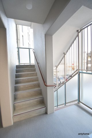 エスリードレジデンス梅田フロント　仲介手数料無料のロビー