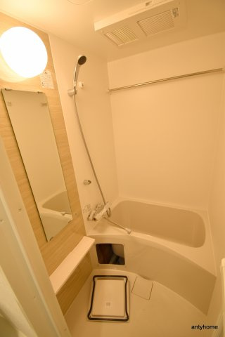 エスリードレジデンス梅田フロント　仲介手数料無料の浴室