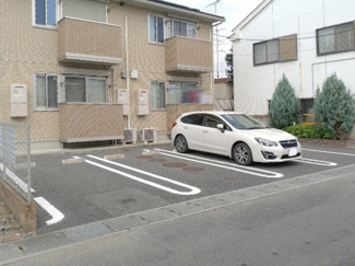 【駐車場】