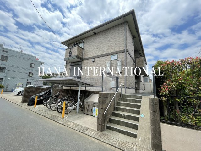 ドミールの外観