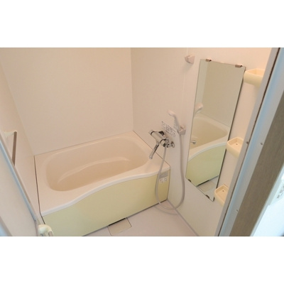 【浴室】 | カリフィカーダ山荘 | 別号室の写真になります。現況優先。