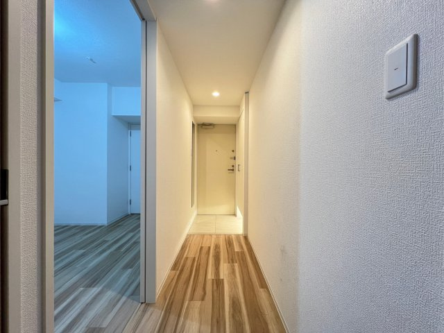 セレニテフラン本町の玄関