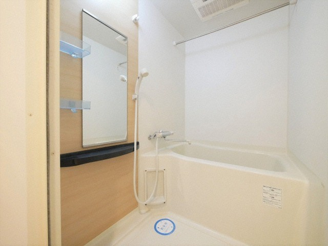 SERENiTE本町エコートの浴室