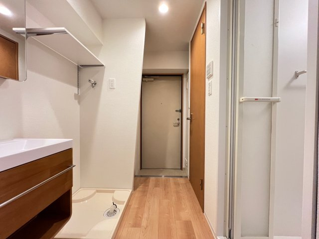 SERENiTE-04の玄関