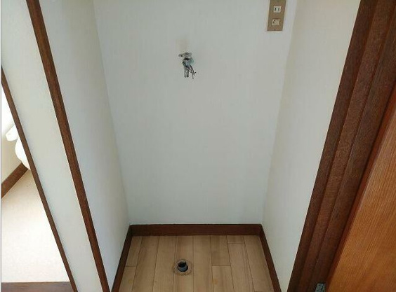 【ランドリースペース】 | 伊東市荻　戸建