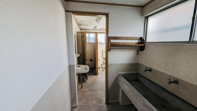 北花山市田町の内装|２０２１年に屋上改修工事済み！