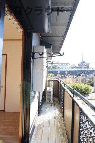 フローラフォンテ　Ａのバルコニー|陽が出ている時間はポカポカ気持ちよく過ごせそうですね♪