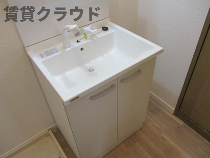 フローラフォンテ　Ａの洗面所|忙しい朝の身支度もこれなら安心ですね！
