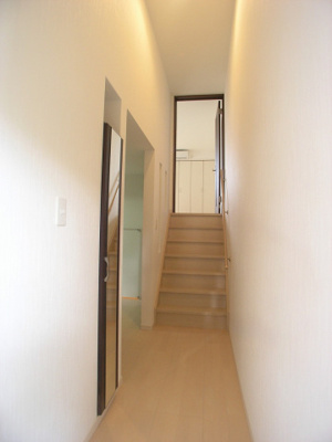 【玄関】 | コンフォートベネフィスジオ貝塚駅前 | 別号室の写真になります。現況優先。