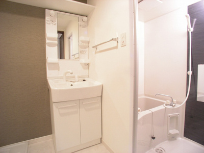 【洗面所】 | コンフォートベネフィスジオ貝塚駅前 | 別号室の写真になります。現況優先。