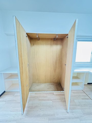 【収納】 | ベイサイドさくら | 別号室の写真になります。現況優先。