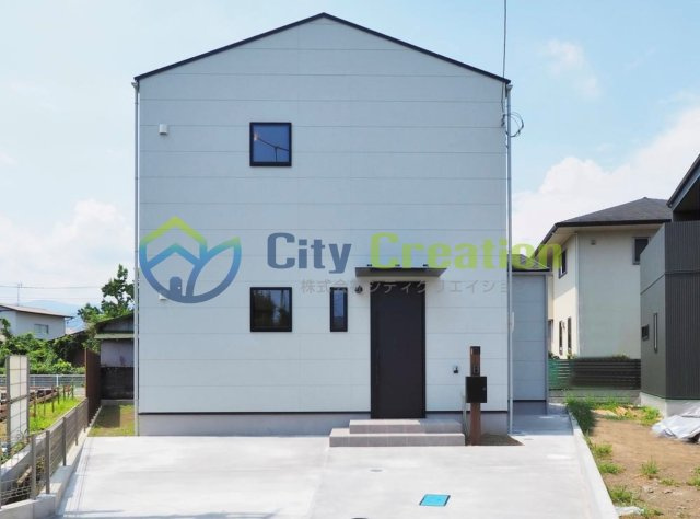 小田原市曽比　高断熱仕様の新築戸建の外観