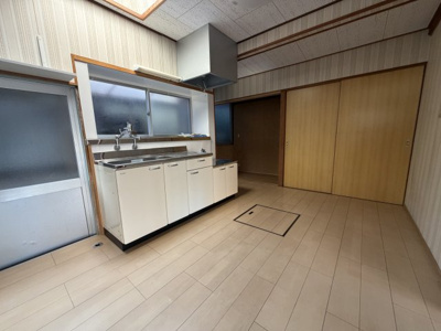 【居間・リビング】 | 志井二丁目　戸建