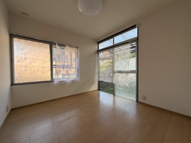 【居間・リビング】 | 志井二丁目　戸建