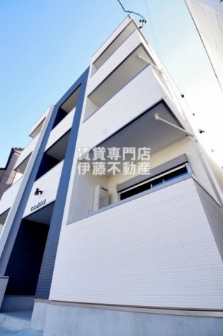 Calm庄内通の外観