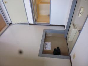 【玄関】 | オヤマニシコーポ