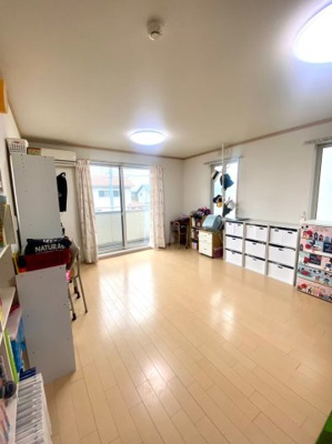 【居間・リビング】 | 上東中古戸建（５LDK）