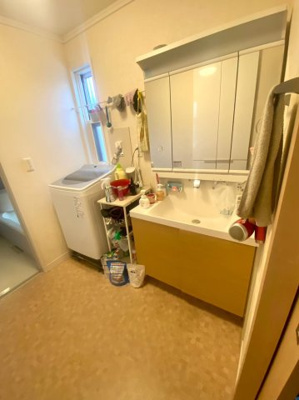 【洗面所】 | 上東中古戸建（５LDK）