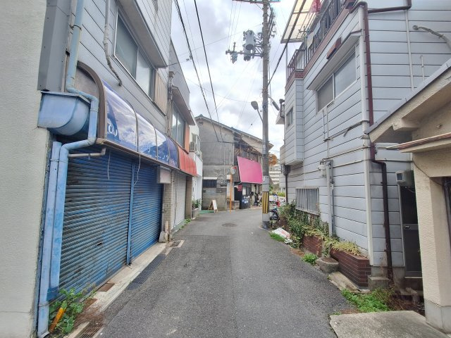 花園東町１丁目古家付き売土地の外観