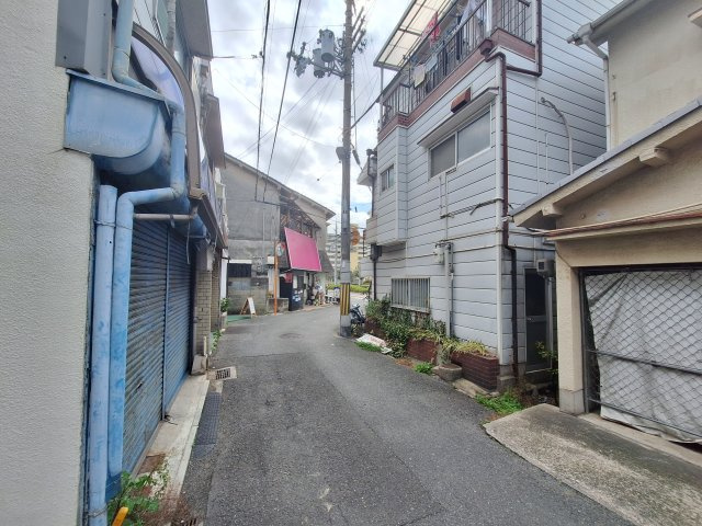 花園東町１丁目古家付き売土地の外観