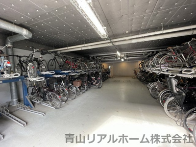 【その他共用部分】 | 晴海テラス | 屋内駐輪場