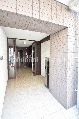 CIFI大阪天満のエントランス