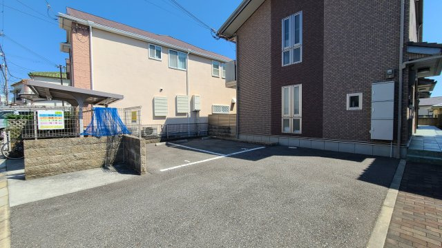 セレーノ五色山の駐車場|敷地内☆神戸市垂水区　セレーノ五色山　賃貸☆
