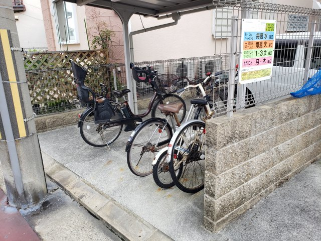 セレーノ五色山のその他共用部分|駐輪場☆神戸市垂水区　セレーノ五色山　賃貸☆
