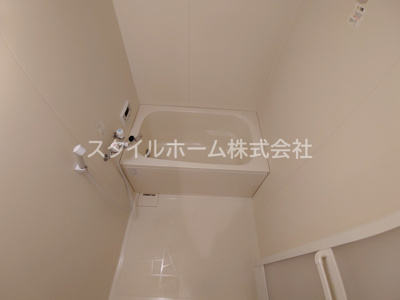 【浴室】 | カーサハナブサ | 別部屋の写真です。