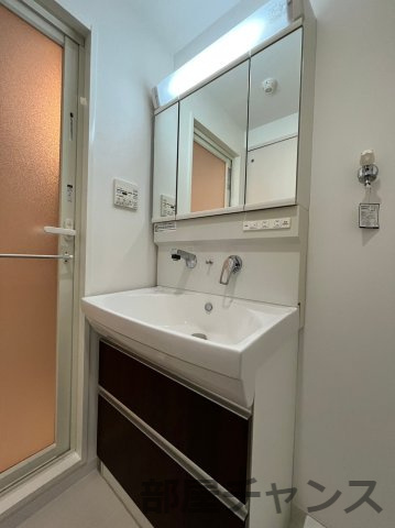 アフロディーテの独立洗面台