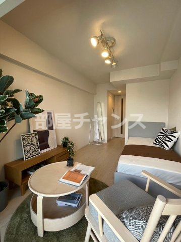 ラフィシア上前津の居間・リビング