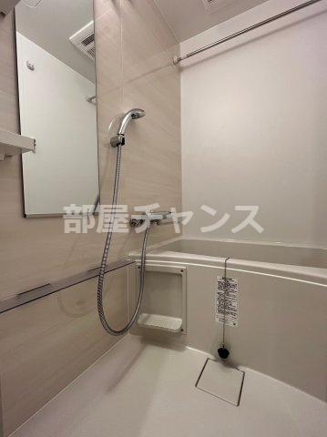 ラフィシア上前津の浴室