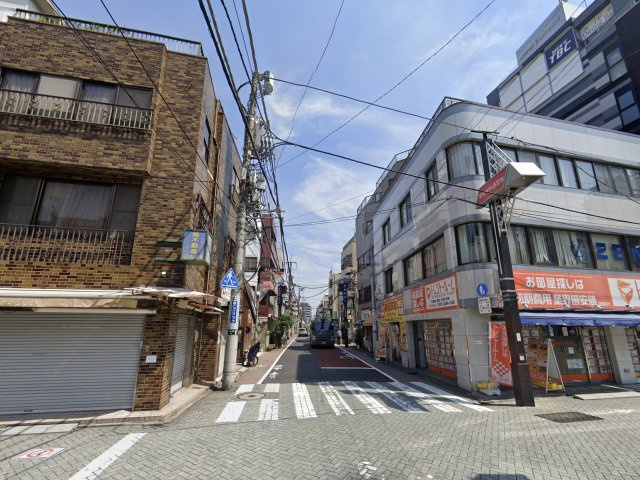 葭原ビルの周辺