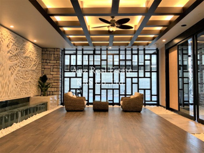 【ロビー】 | スプランディッド安土町 | 広々空間のロビーです♪落ち着きます♪