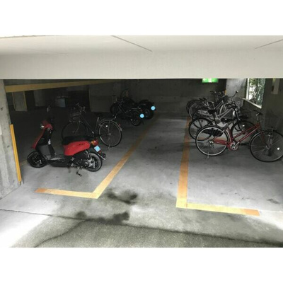 【駐車場】 | 服部マンション