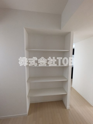【その他】 | ウィルテラス千歳烏山 | 15.6帖リビング棚
