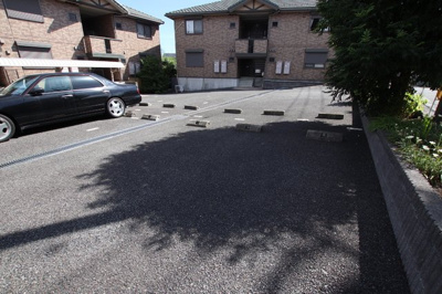 敷地内駐車場（要空き確認）