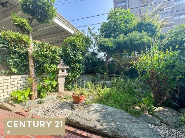 和歌山市小松原5丁目　中古戸建の庭