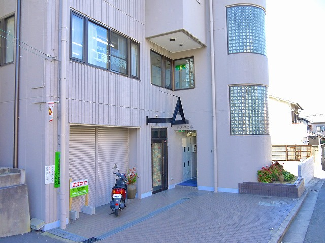 タナベビルの外観