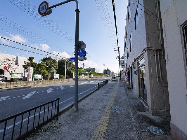 タナベビルの周辺