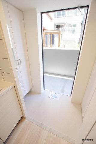 エスリード大阪梅田リュクス　仲介手数料無料の玄関