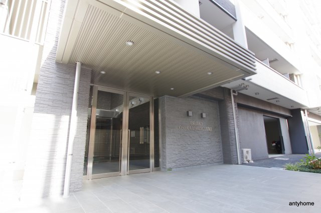 エスリード大阪梅田リュクス　仲介手数料無料のエントランス