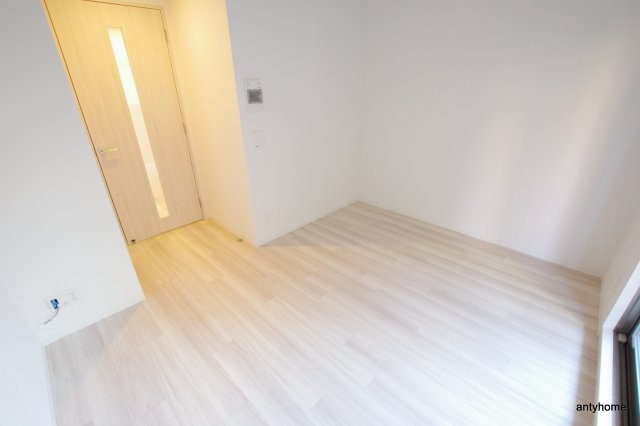 エスリード大阪梅田リュクス　仲介手数料無料の洋室