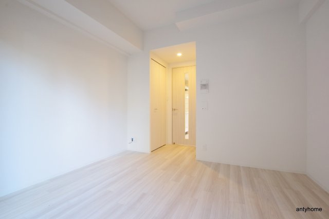 エスリード大阪梅田リュクス　仲介手数料無料の居間・リビング